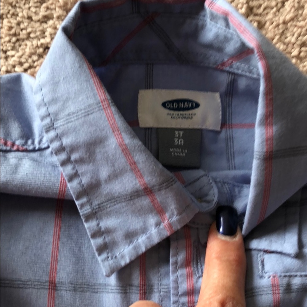 Button down shirt - Picture 3 of 4